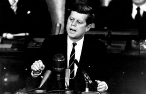 Presidente John F. Kennedy: su vida y asesinato público por la CIA