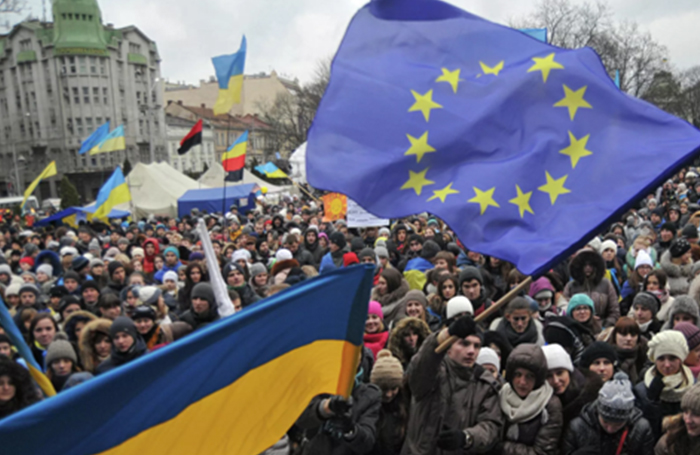 El golpe de Estado del Euromaidán en Ucrania tras 10 años: Un balance dramático que también va al debe de la UE