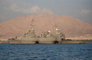 Los yemeníes desafían a la armada norteamericana y atacan con drones uno de sus barcos desplegados para defender a Israel