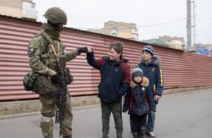 “Tenemos un problema: ¡los niños quieren ir a Rusia!” Ucrania admite que los niños “rescatados” quieren regresar